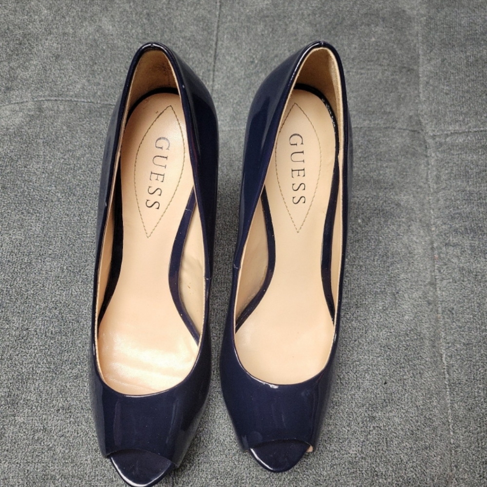 Guess navy patent leather heels